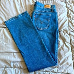 Levi’s 515 Bootcut size 10